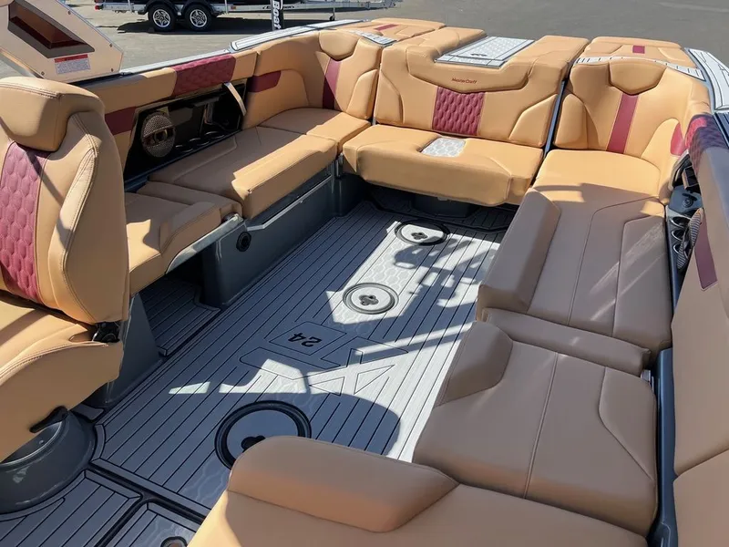 The Image of MasterCraft XT24 2024 - 0