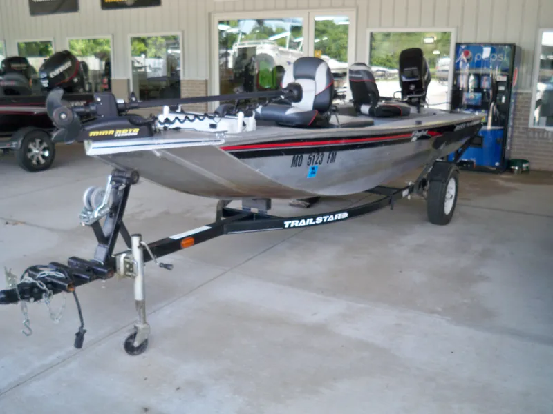 Slide: The Image of Tracker Boats Panfish™ 16 2010 - 7