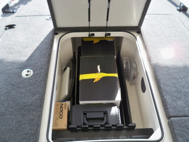 Slide: The Image of Ranger Z500 Series Z520 2026 - 11
