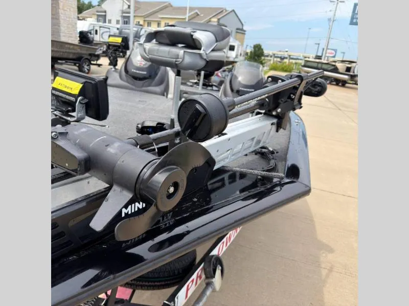 Slide: The Image of Tracker PRO TEAM 195 TXW 2018 - 8