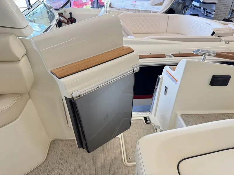 Slide: The Image of Chris Craft Launch 28 GT 2025 - 16
