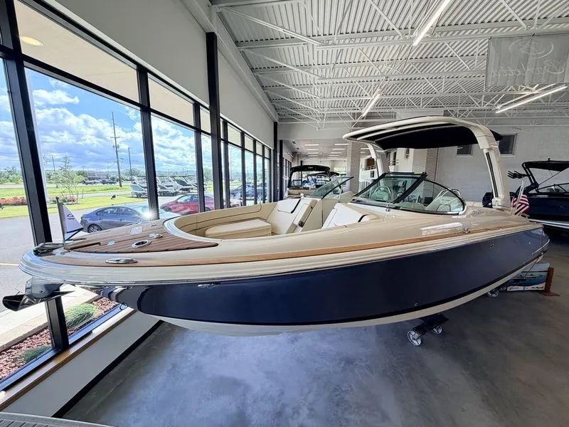 Slide: The Image of Chris Craft Launch 28 GT 2025 - 2