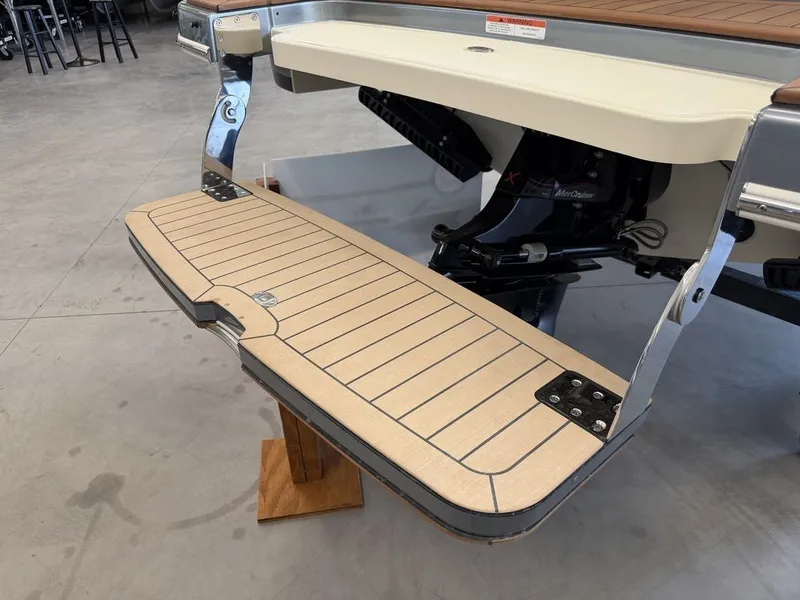 Slide: The Image of Chris Craft Launch 28 GT 2025 - 3