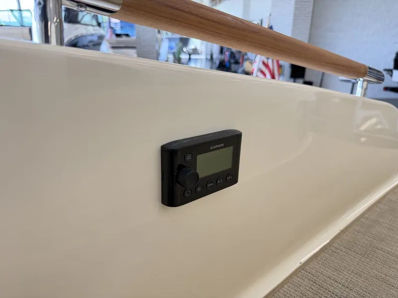 Slide: The Image of Chris Craft Launch 28 GT 2025 - 17