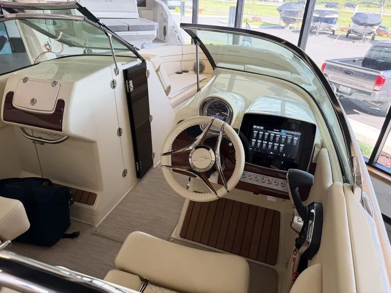 Slide: The Image of Chris Craft Launch 28 GT 2025 - 24
