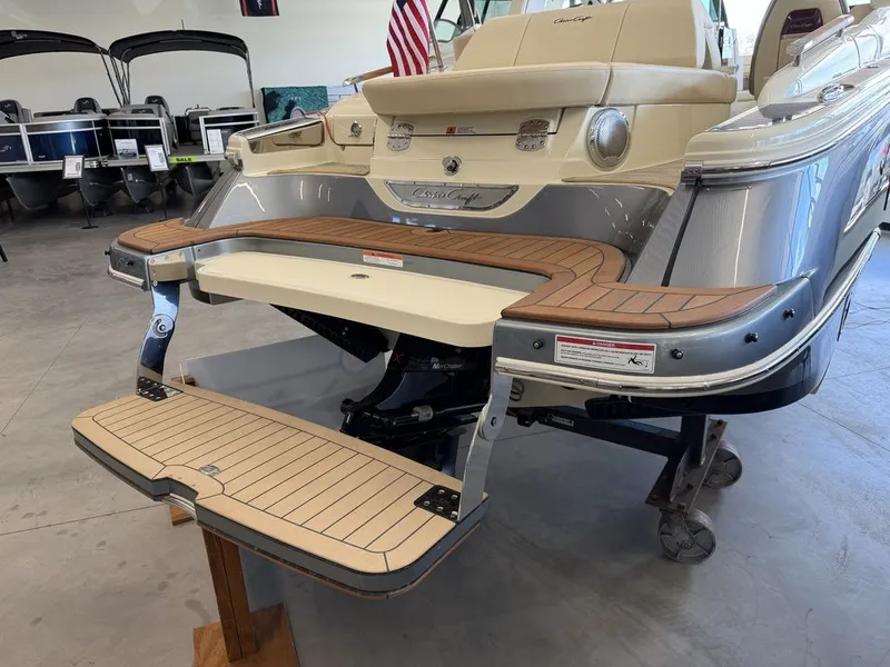 Slide: The Image of Chris Craft Launch 28 GT 2025 - 4