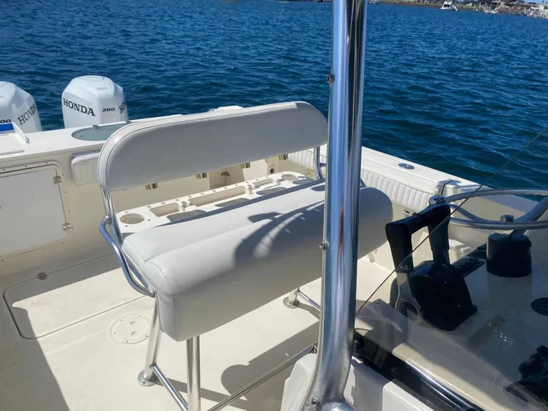 Slide: The Image of Pursuit 2670 Center Console 2005 - 14