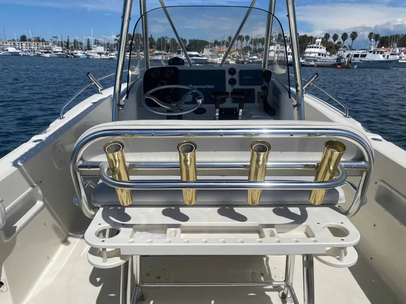 Slide: The Image of Pursuit 2670 Center Console 2005 - 17