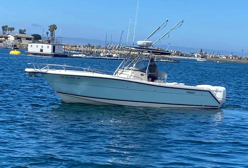 The Image of Pursuit 2670 Center Console 2005 - 0