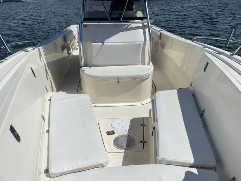 Slide: The Image of Pursuit 2670 Center Console 2005 - 27