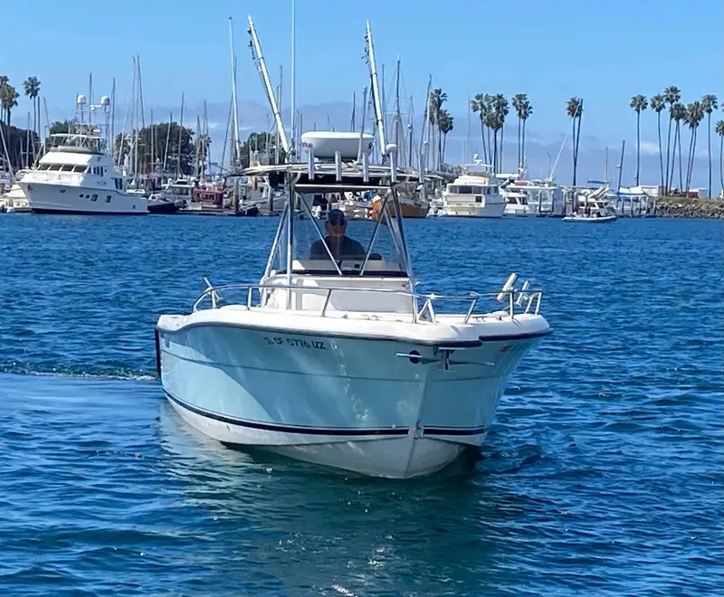 Slide: The Image of Pursuit 2670 Center Console 2005 - 8