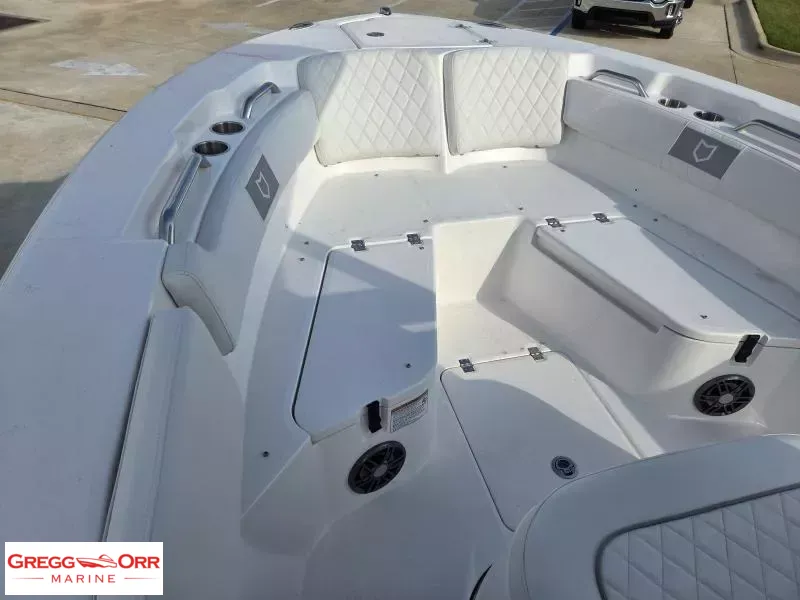 Slide: The Image of Sea Fox 228 COMMANDER 2026 - 24