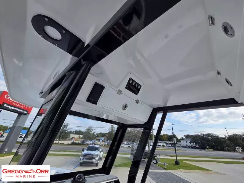 Slide: The Image of Sea Fox 228 COMMANDER 2026 - 12