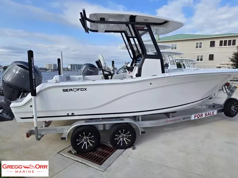 Slide: The Image of Sea Fox 228 COMMANDER 2026 - 5