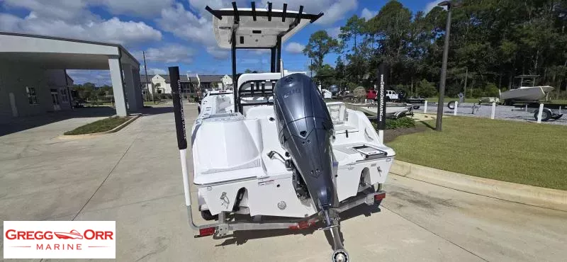 Slide: The Image of Sea Fox 228 COMMANDER 2026 - 1