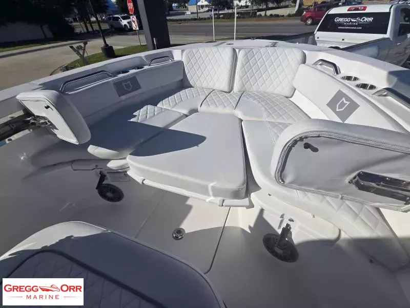 Slide: The Image of Sea Fox 228 COMMANDER 2026 - 22