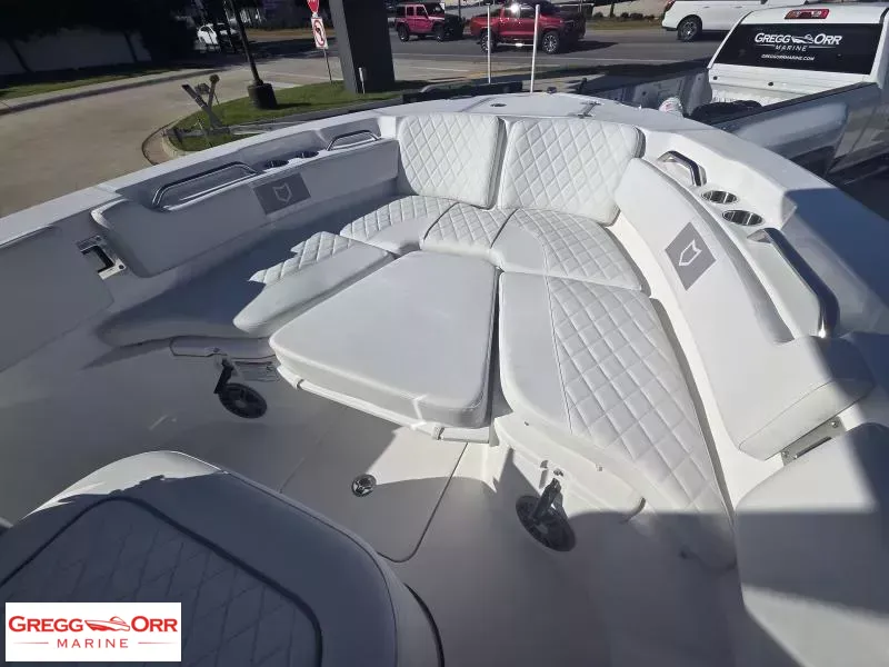 Slide: The Image of Sea Fox 228 COMMANDER 2026 - 20
