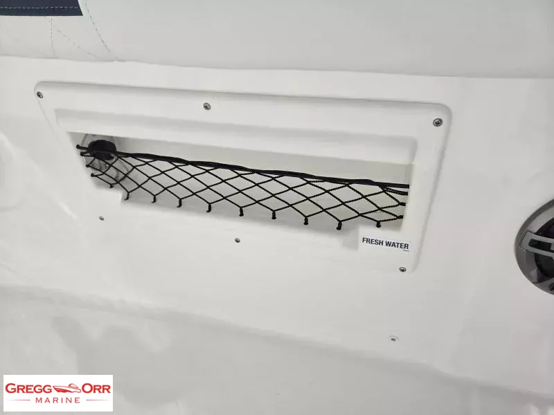 Slide: The Image of Sea Fox 268 COMMANDER 2026 - 2