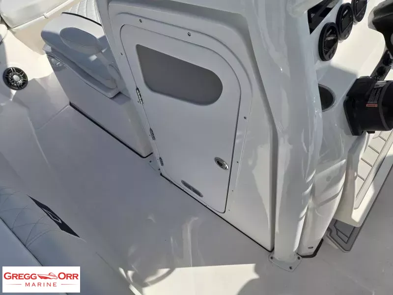 Slide: The Image of Sea Fox 268 COMMANDER 2026 - 22
