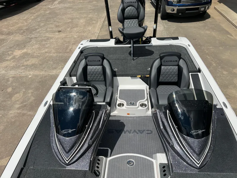 Slide: The Image of Caymas CX 21 PRO 2025 - 7