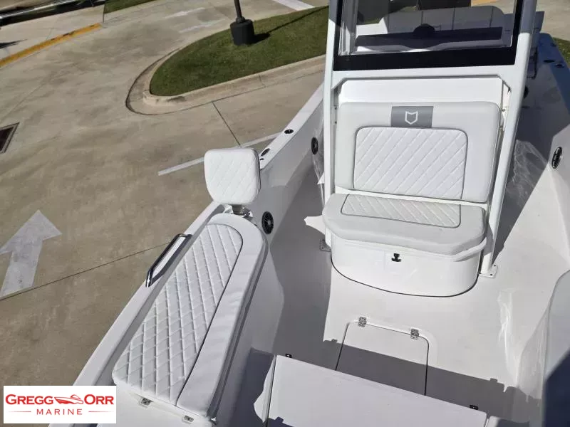 Slide: The Image of Sea Fox 251 BAY FOX 2026 - 11