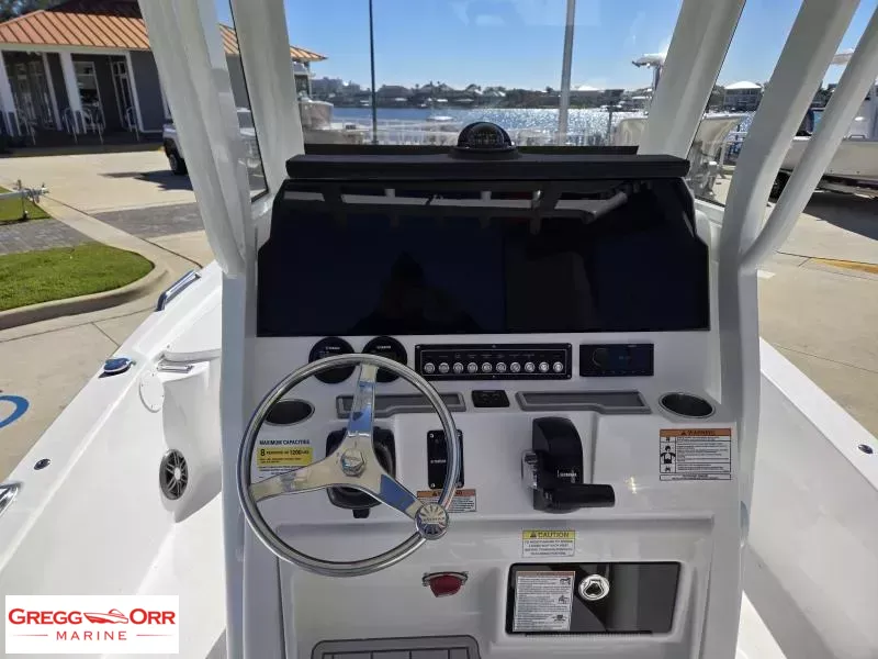 Slide: The Image of Sea Fox 251 BAY FOX 2026 - 6