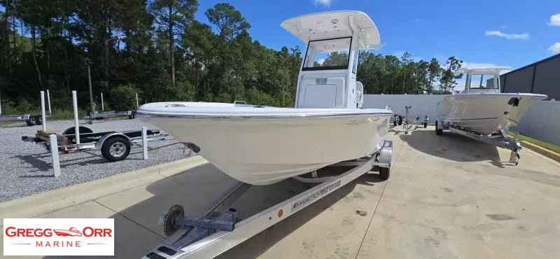 Slide: The Image of Sea Fox 251 BAY FOX 2026 - 1