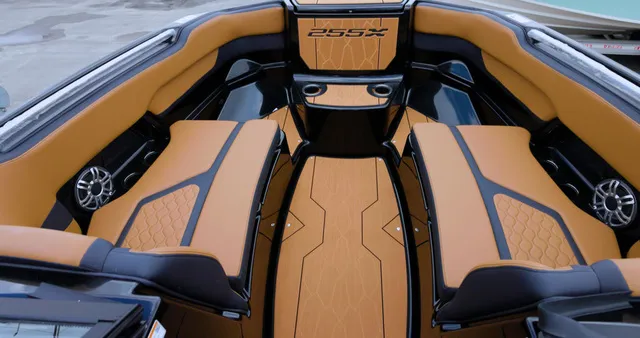 Slide: The Image of Yamaha 255XD 2026 - 11