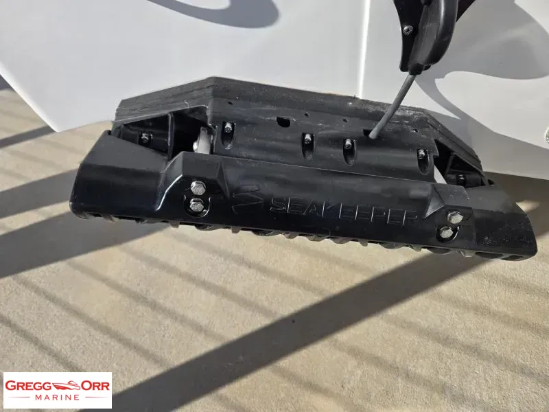 Slide: The Image of Sea Fox 288 COMMANDER 2026 - 5