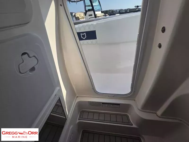 Slide: The Image of Sea Fox 288 COMMANDER 2026 - 21