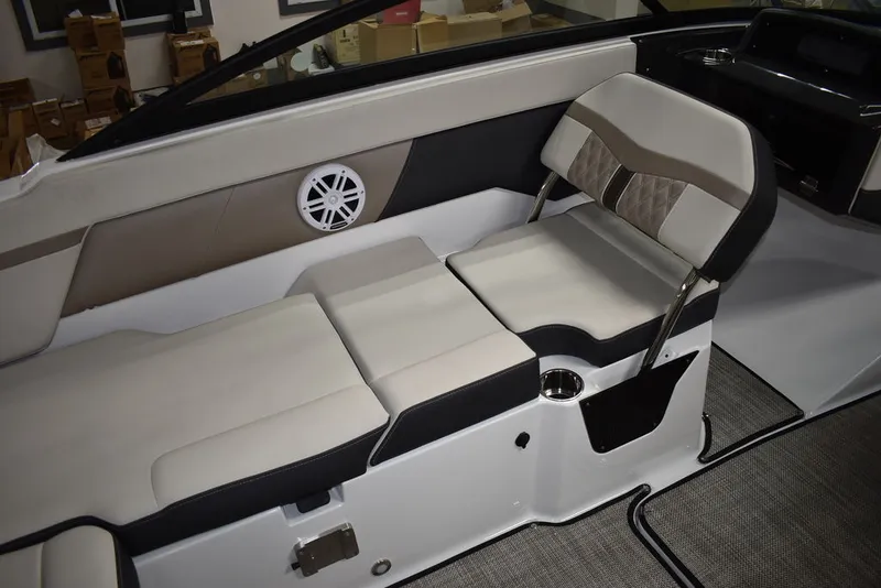 Slide: The Image of Monterey M-205 2025 - 14