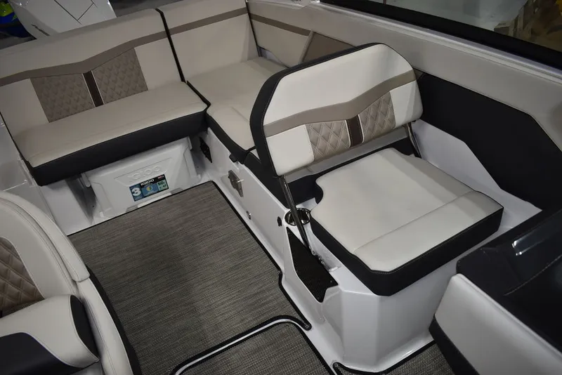 Slide: The Image of Monterey M-205 2025 - 15