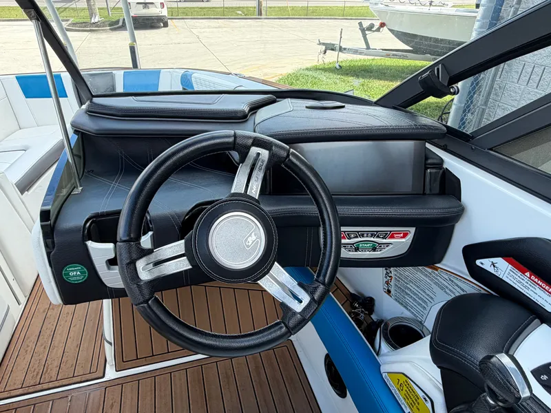 Slide: The Image of Nautique G23 2017 - 6