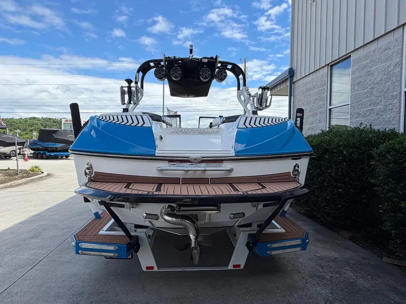 Slide: The Image of Nautique G23 2017 - 1
