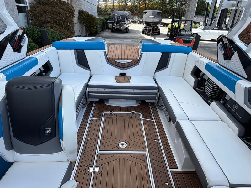 Slide: The Image of Nautique G23 2017 - 5