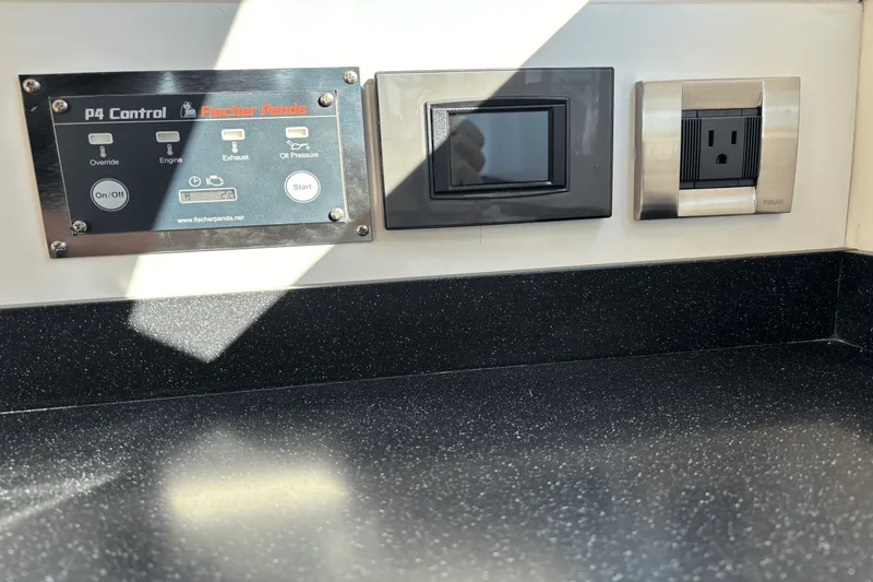 Slide: The Image of Emerson DRE 37 2023 - 40