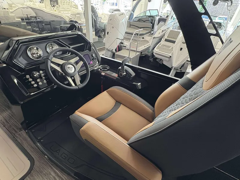 Slide: The Image of Viaggio Z24B Z 2026 - 16