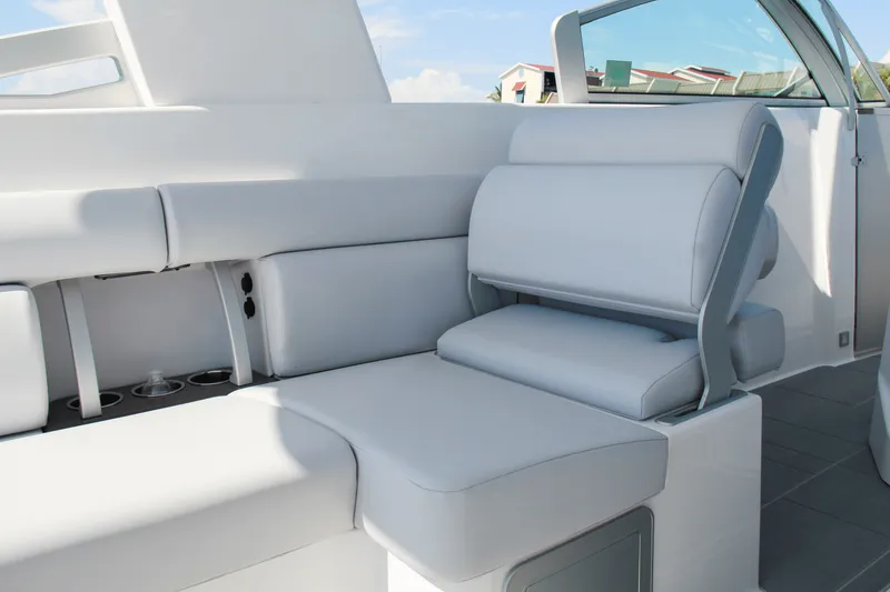 Slide: The Image of Aviara AV36 Outboard 2023 - 19