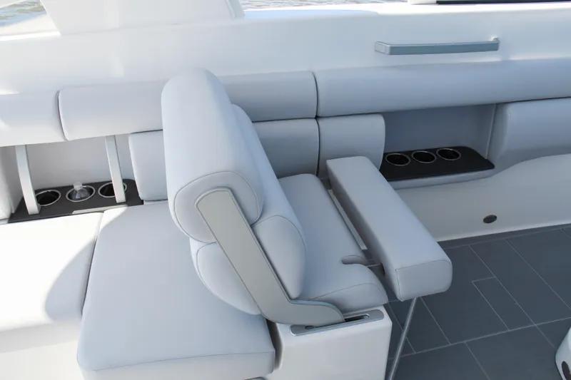 Slide: The Image of Aviara AV36 Outboard 2023 - 20