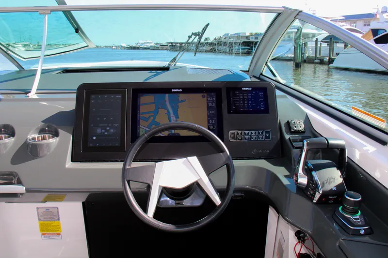 Slide: The Image of Aviara AV36 Outboard 2023 - 9