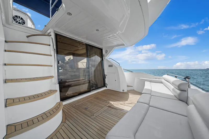 Slide: The Image of Sunseeker Manhattan 50 2006 - 39