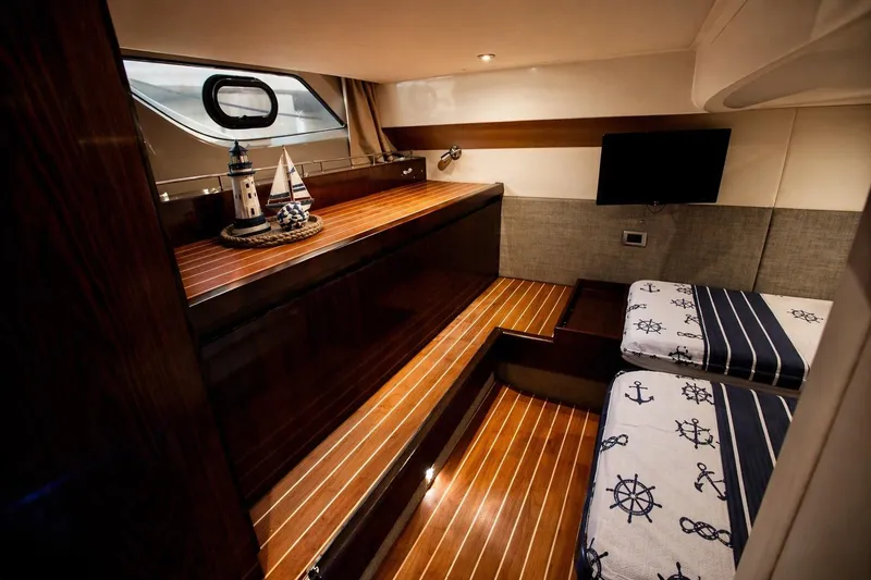 Slide: The Image of Sea Ray Sundancer 400 2016 - 16