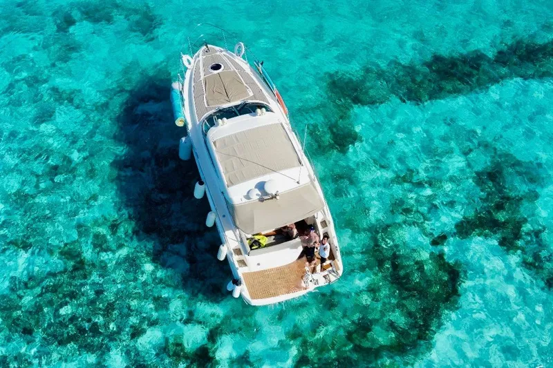 Slide: The Image of Azimut Atlantis 40 2011 - 0