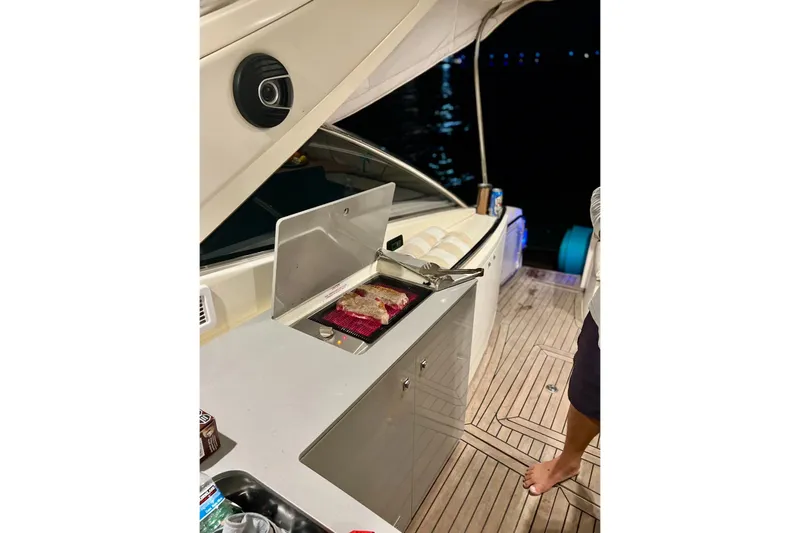 Slide: The Image of Azimut Atlantis 40 2011 - 11