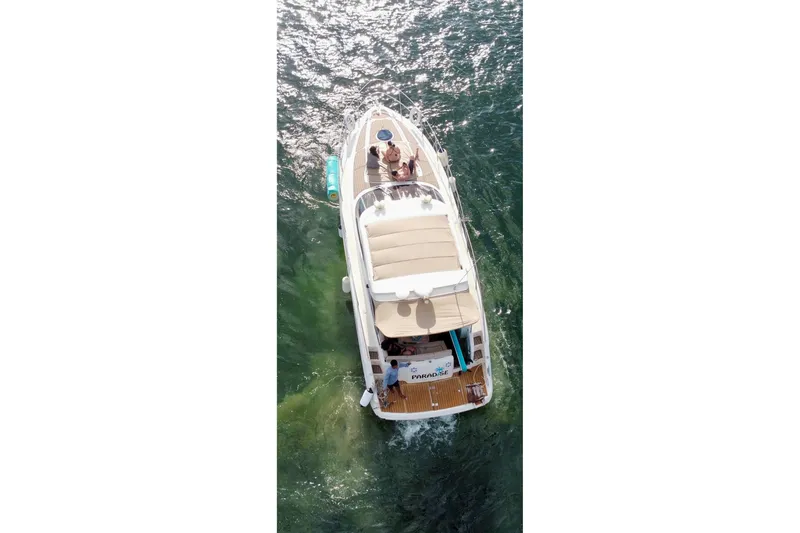 Slide: The Image of Azimut Atlantis 40 2011 - 4