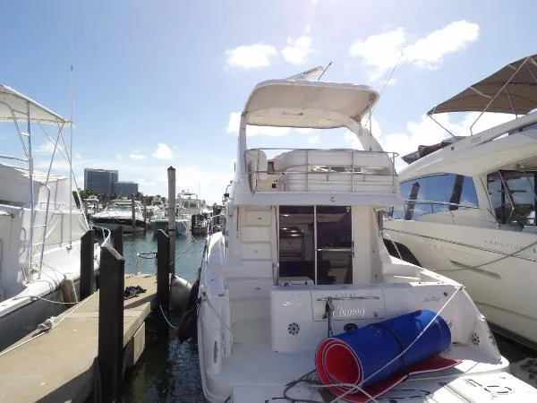 Slide: The Image of Sea Ray 44 Sedan Bridge 2008 - 6