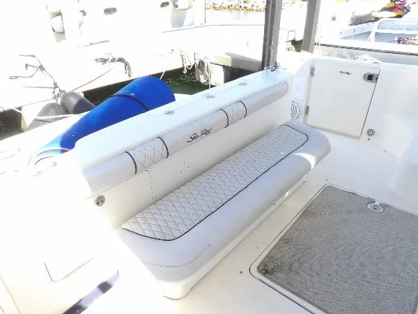 Slide: The Image of Sea Ray 44 Sedan Bridge 2008 - 10