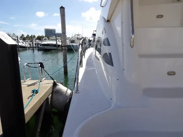 Slide: The Image of Sea Ray 44 Sedan Bridge 2008 - 76