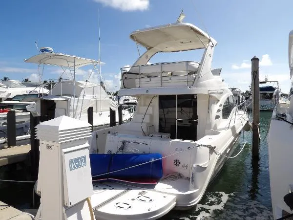 Slide: The Image of Sea Ray 44 Sedan Bridge 2008 - 3