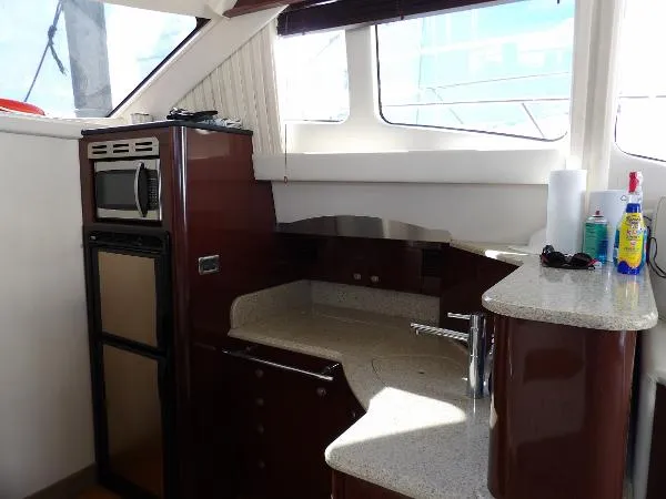 Slide: The Image of Sea Ray 44 Sedan Bridge 2008 - 30